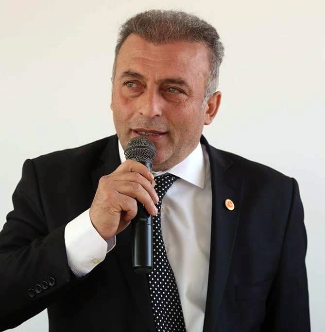1982 Yılından Kalma Direkleri Kullanıyoruz