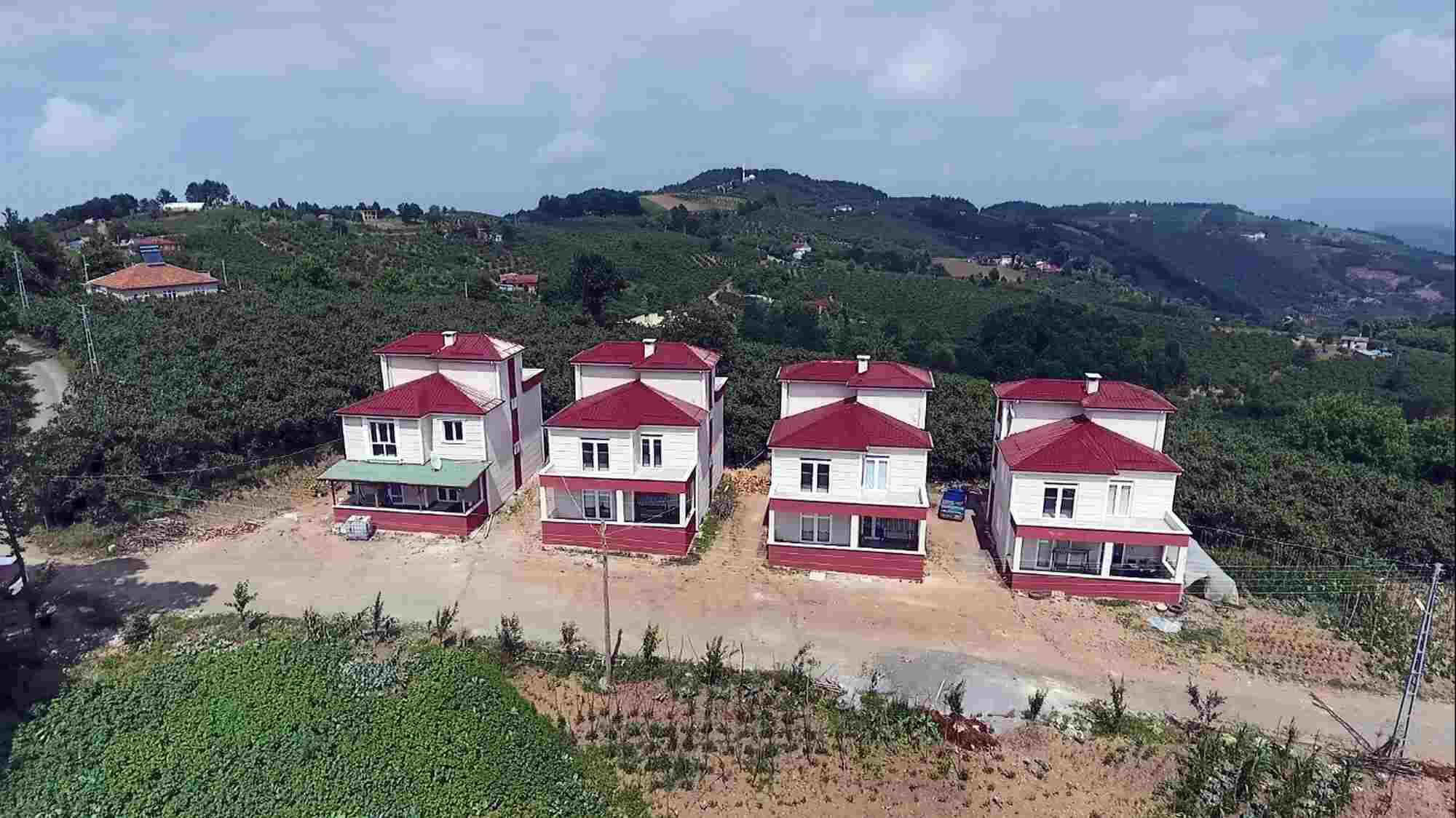 Tekkeköy’ün Yaylalarında Villa Tipi Evler Yükselmeye Başladı
