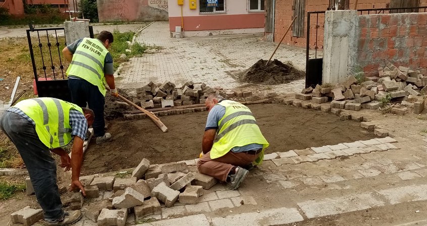Terme'de Parke Taşlar Yenileniyor