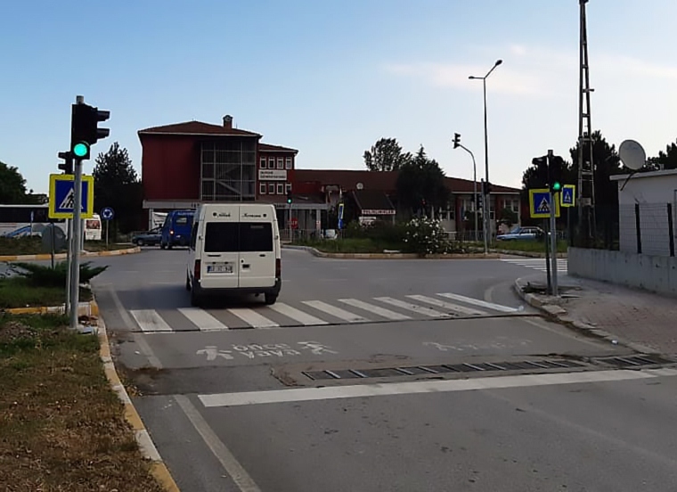 Salıpazarı Tarihinin İlk Trafik Lambası