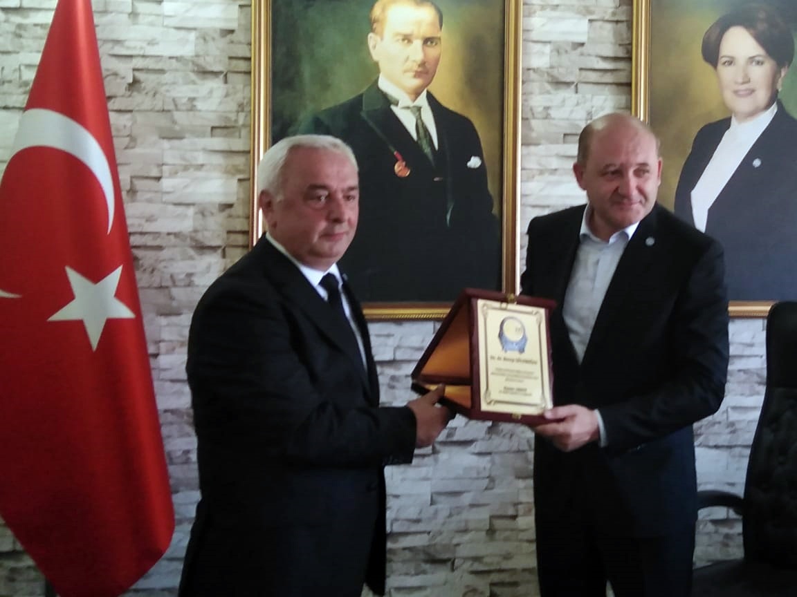 İYİ Parti Samsun'da Bayrak Değişimi