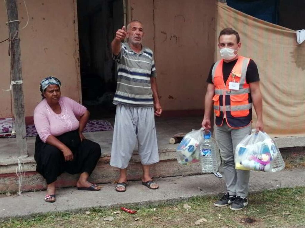 Terme'de Fındık İşçileri Unutulmadı