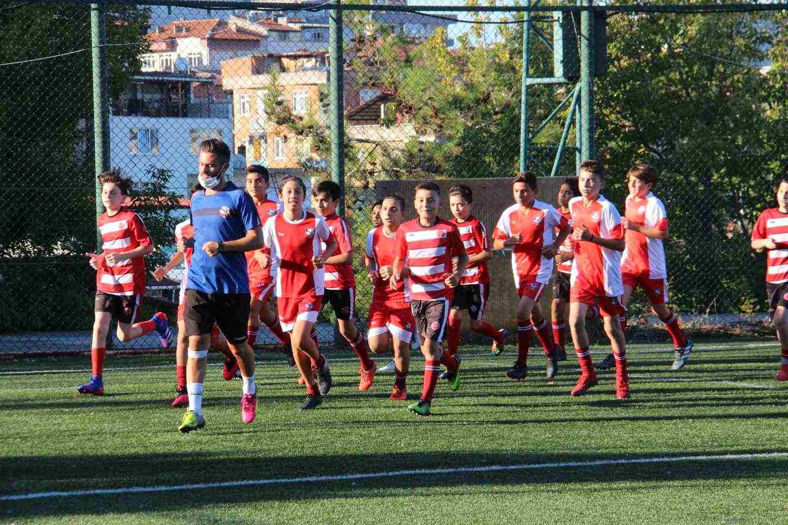 Kadıköyspor Örnek Oluyor