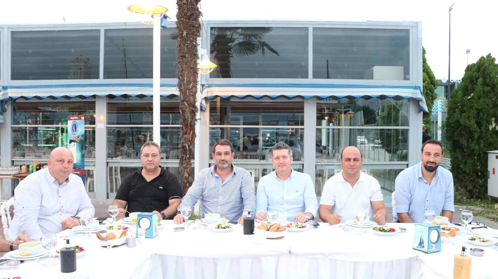 Samsunspor Basketbol Ekibi Yemekte Buluştu