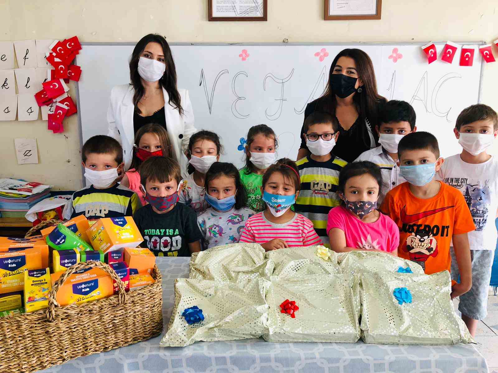 Hayırsever İş İnsanı 15 Öğrenciyi Sevindirdi