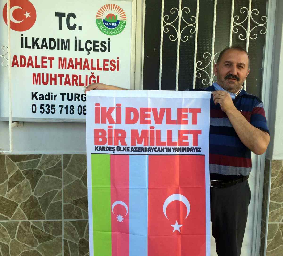 Muhtarlık Ofislerine Bayraklar Belediyeden