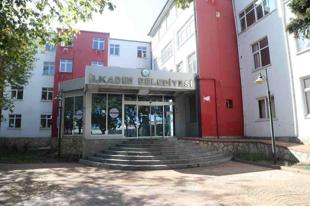 Eski Gazi Hizmet Binası Satışa Çıkıyor