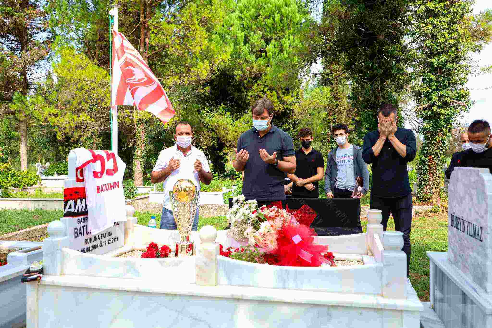 Şampiyon Takım Kupayla Batuhan'a Gitti