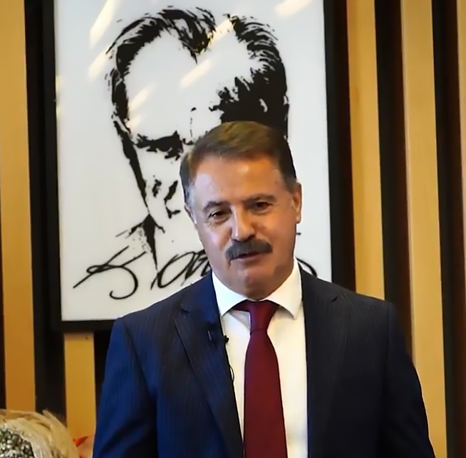 Korona'yı Yenen Başkan Deveci Mesaiye Başladı