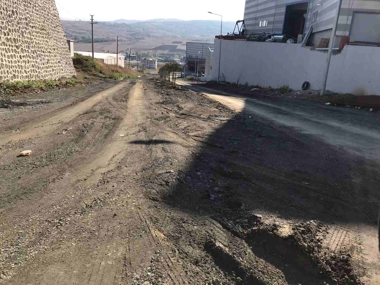 İYİ Partili Usta'dan Başkan Demir'e Yol Çağrısı