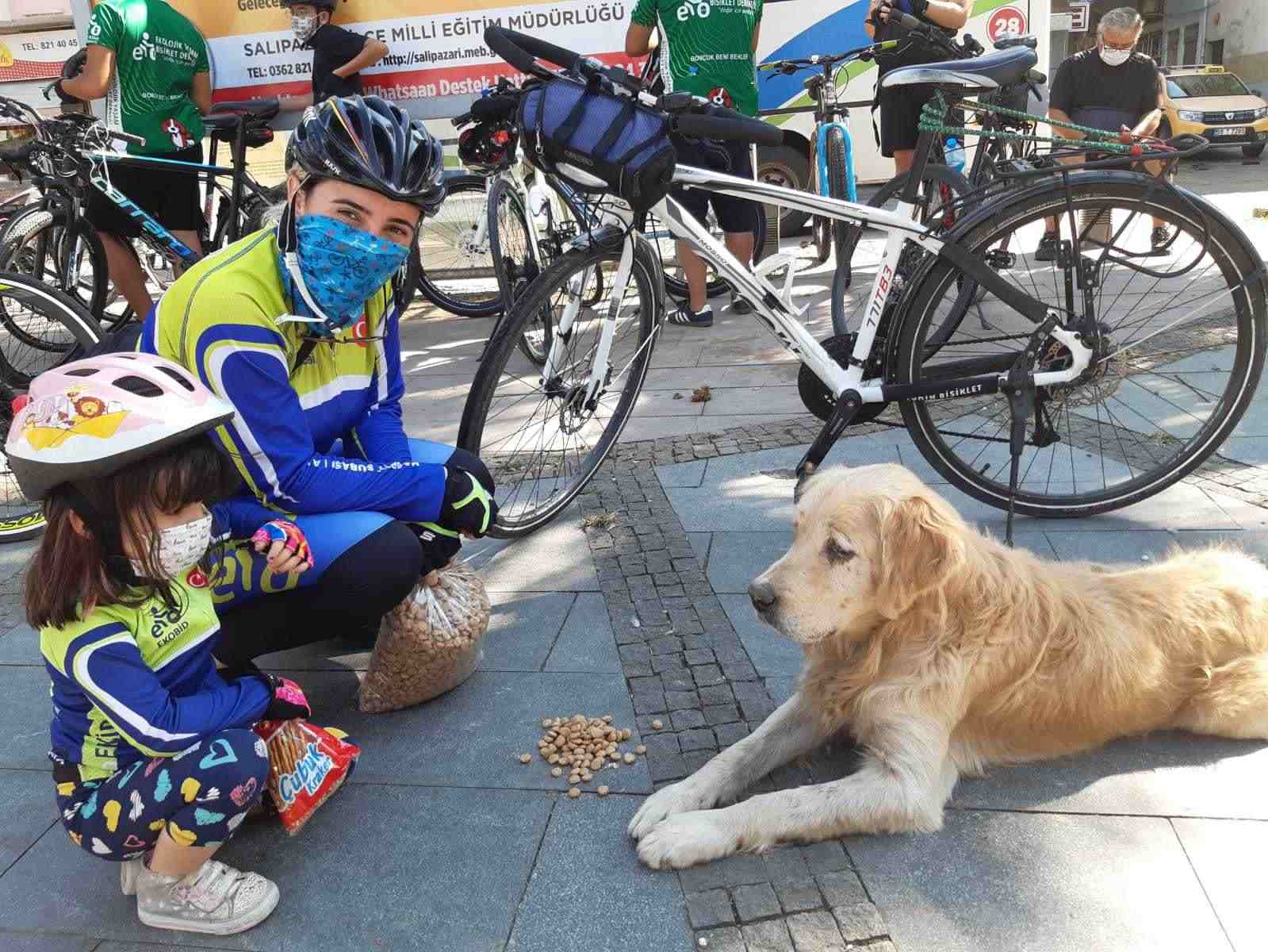 Samsun'dan Salıpazarı'na Can Dostlar İçin Pedalladılar