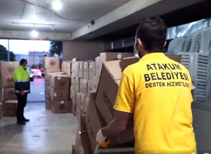 Atakum'dan İzmir'e TIR Dolusu Yardım