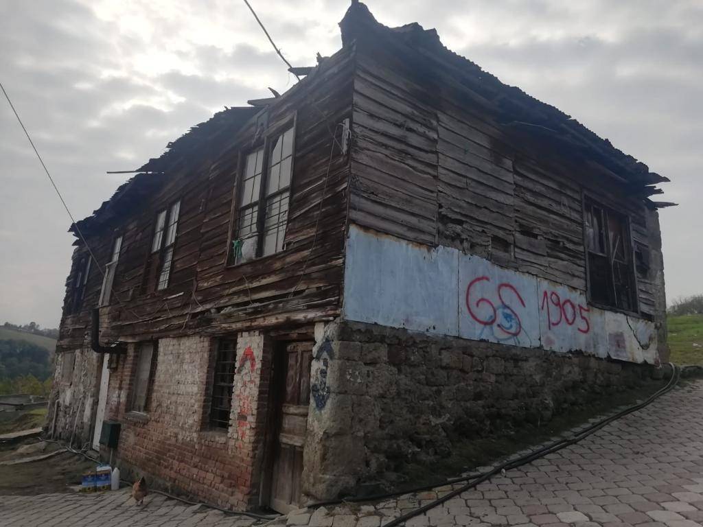 300 Liraya Geçinen Ailenin Yardım Çığlığı