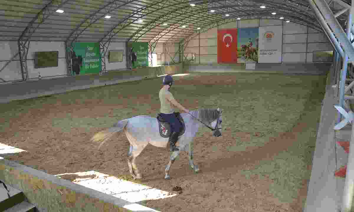 Ata Binmek De Zamlandı