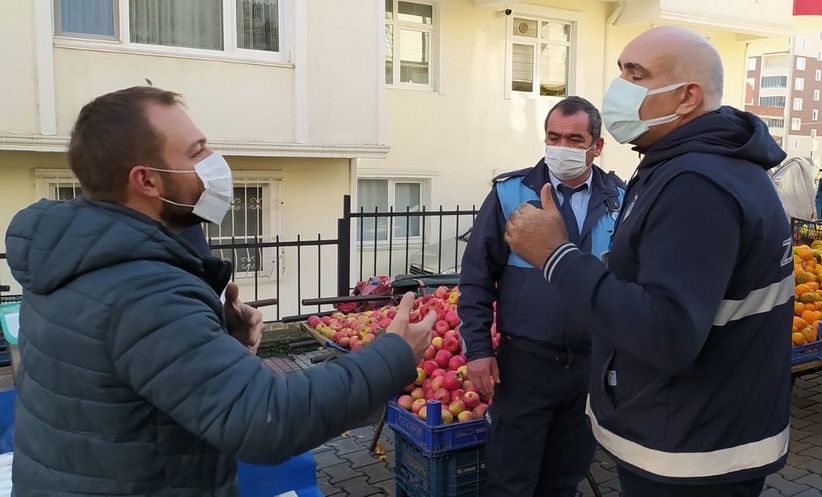 'Korona'yı hiçe sayan 3 pazarcıya ceza