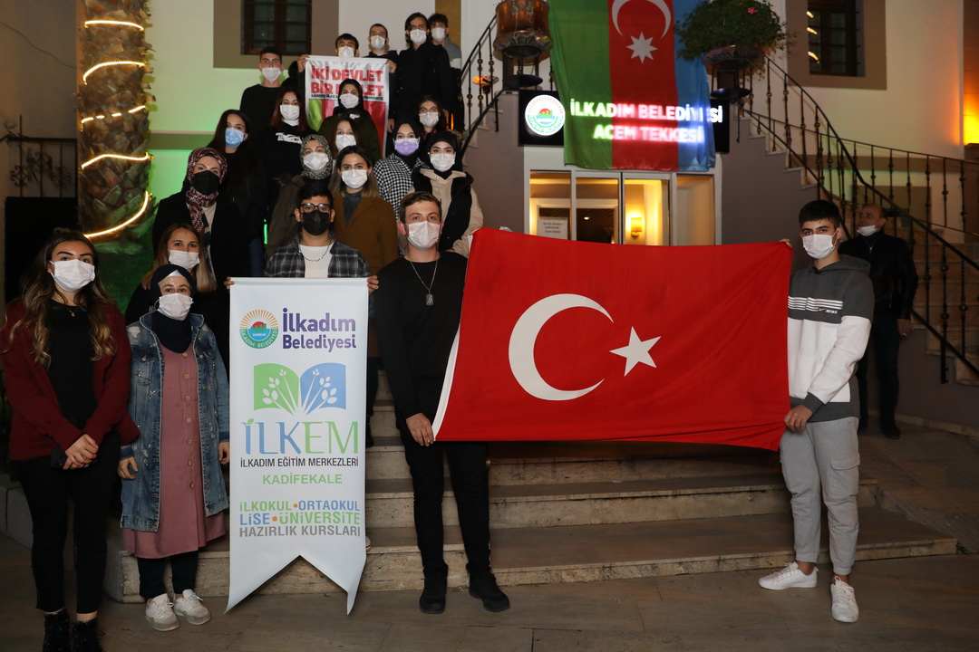 İLKEM’li Öğrenciler Atatürk’e Uğurlandı
