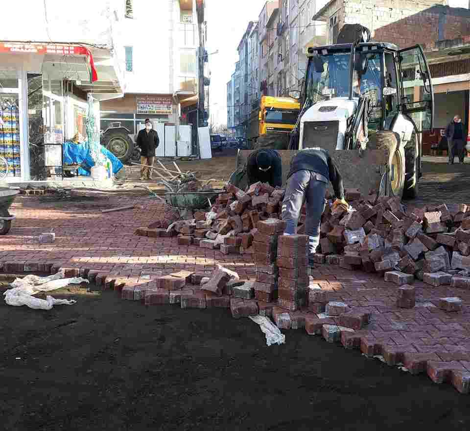 Salıpazarı'nda Enerji Hatları Yer Altına Alındı