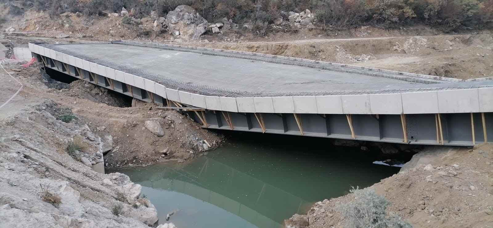 Vezirköprü'de Yol ve Köprü Polemiği