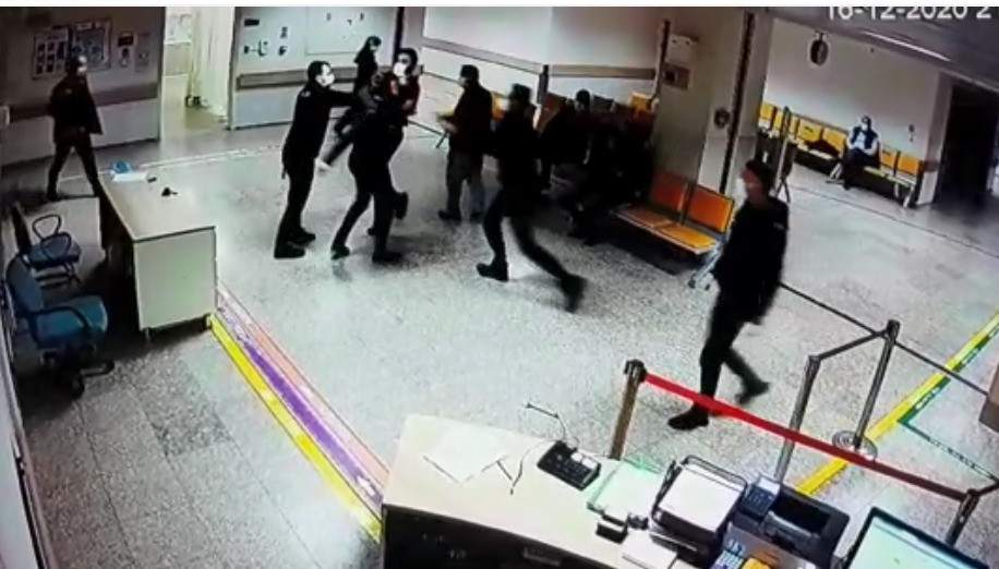 Bafra'da Doktora Bıçak Salladı