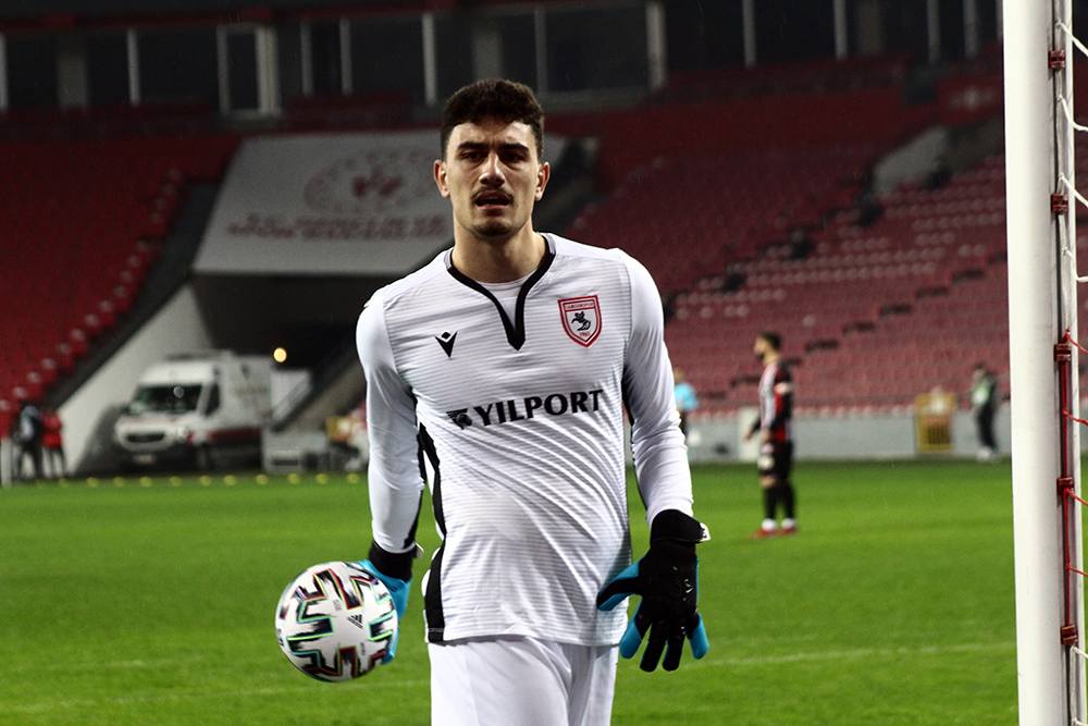 Nurullah 6 Maçta Gol Yemedi