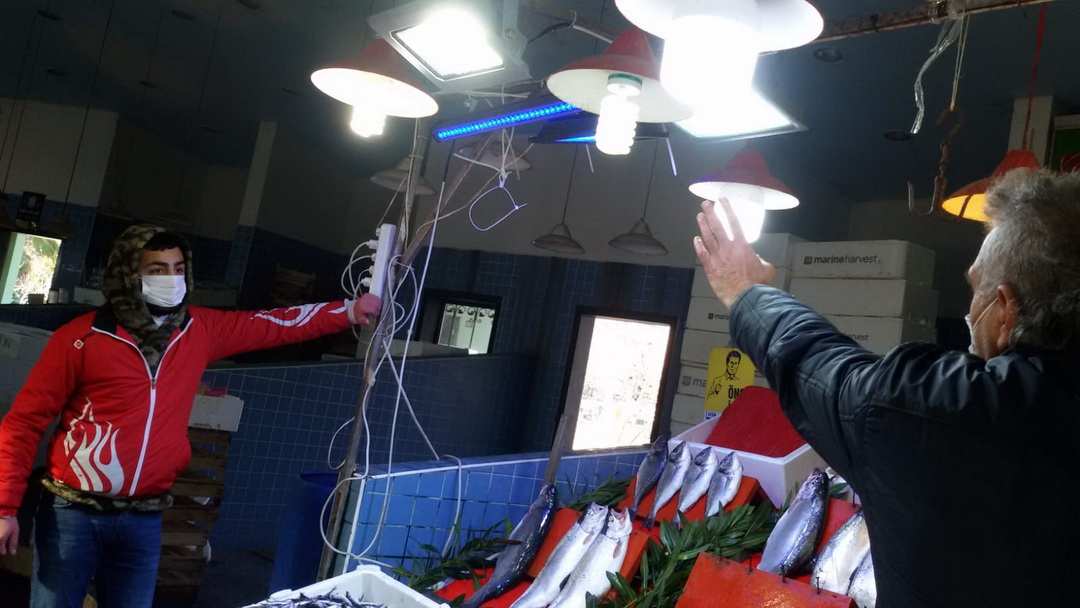 İlkadım Zabıta Ekipleri Mor Işığa Geçit Vermiyor