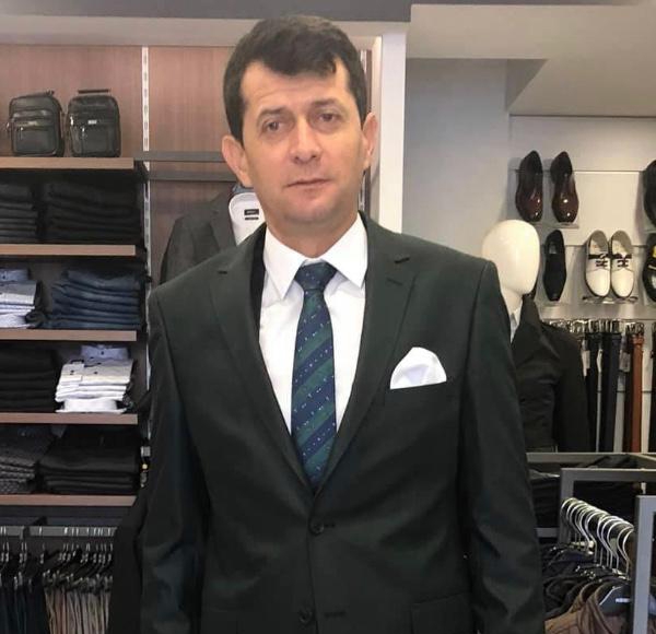 'Muhtar' Babasının Mührüne Talip Oldu