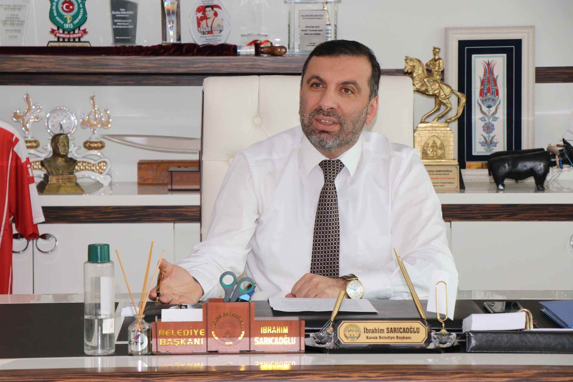 Pandemi'de Büyük Özveriyle Çalışıyorlar
