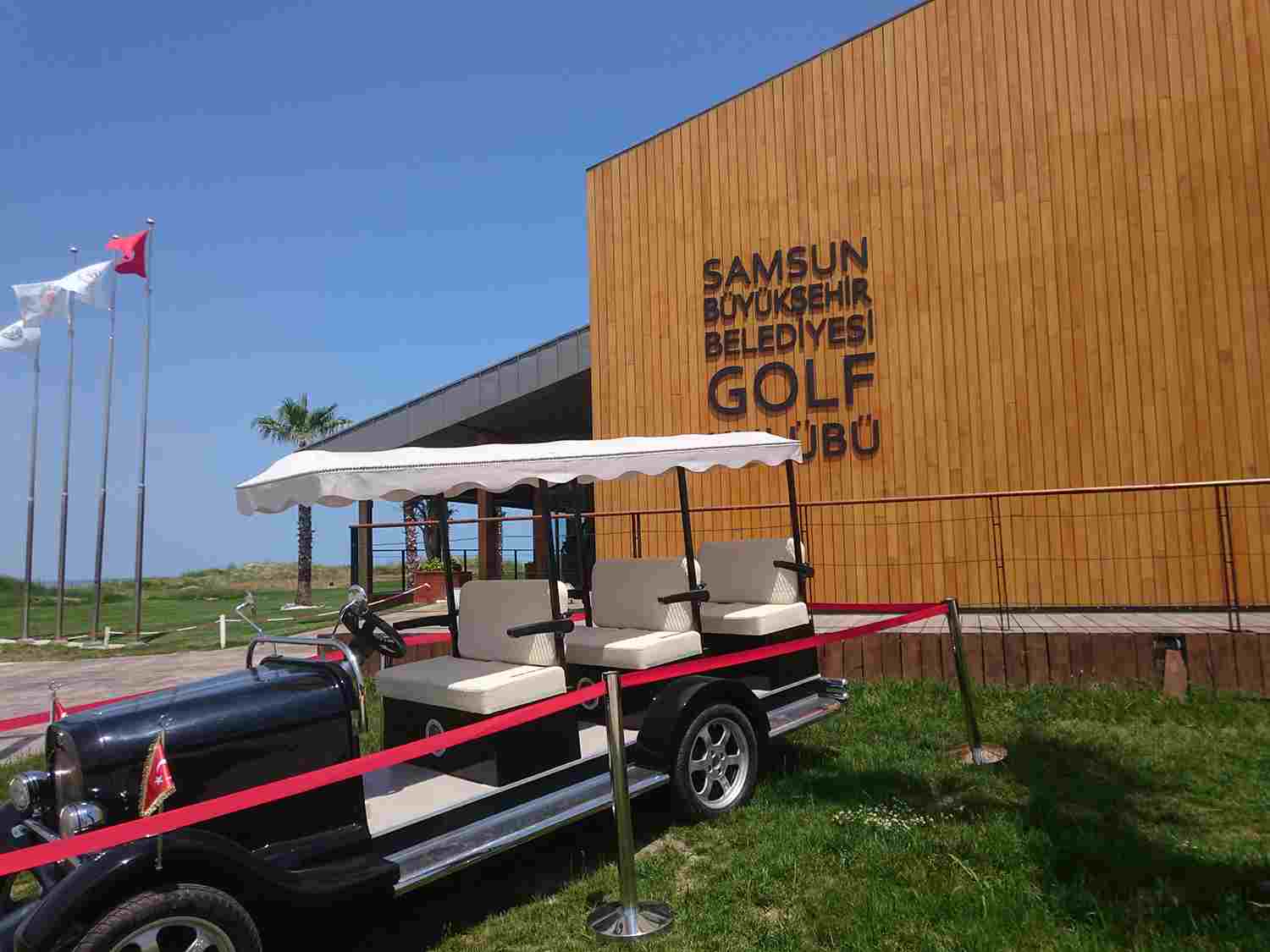 Golf Sahası Külfet Oldu