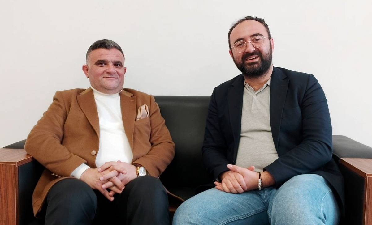 Selçuk Kaya ve Ender Gür: Yeter ki Ayağımıza Sıkmayalım