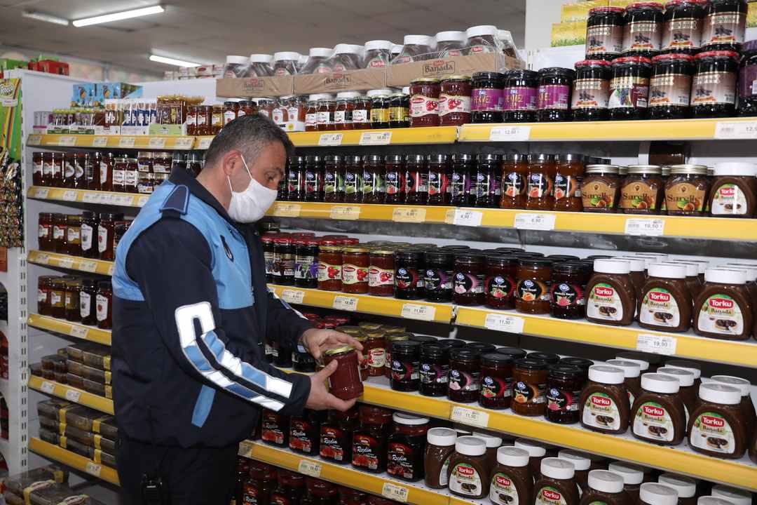 Marketlerde Raf-Kasa Fiyat Oyunu