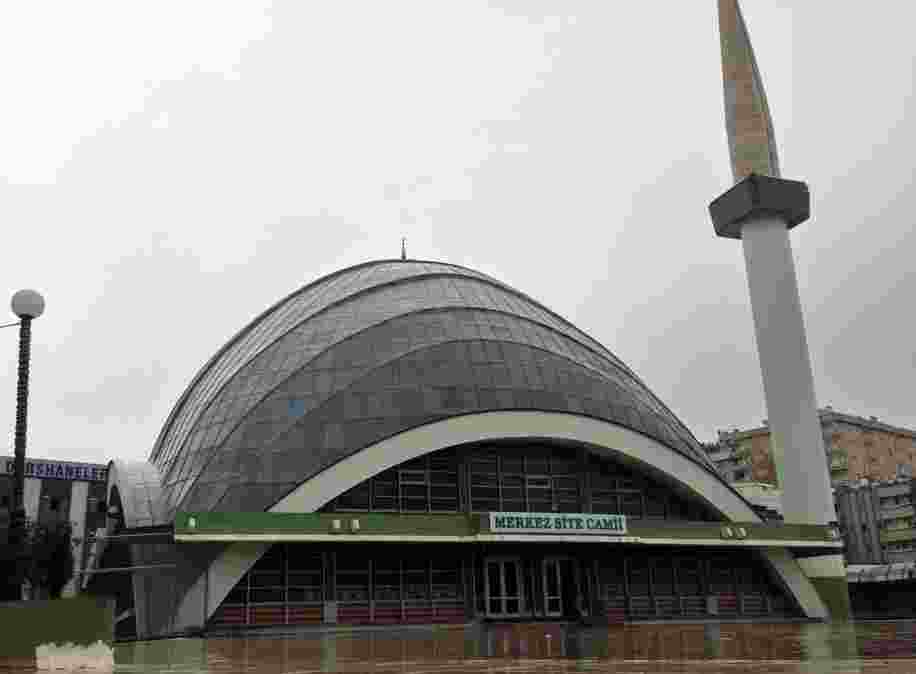 Site Cami Esnafı İtiraz Ediyor