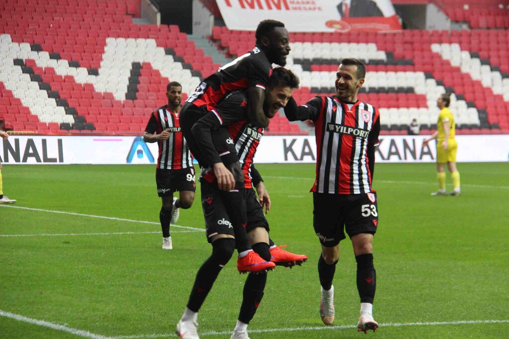 Samsunspor: 6 Eskişehirspor: 1 (Maç sonucu)