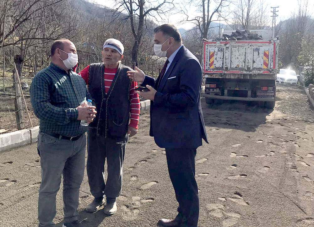 Salıpazarı'nda Yol Seferberliği