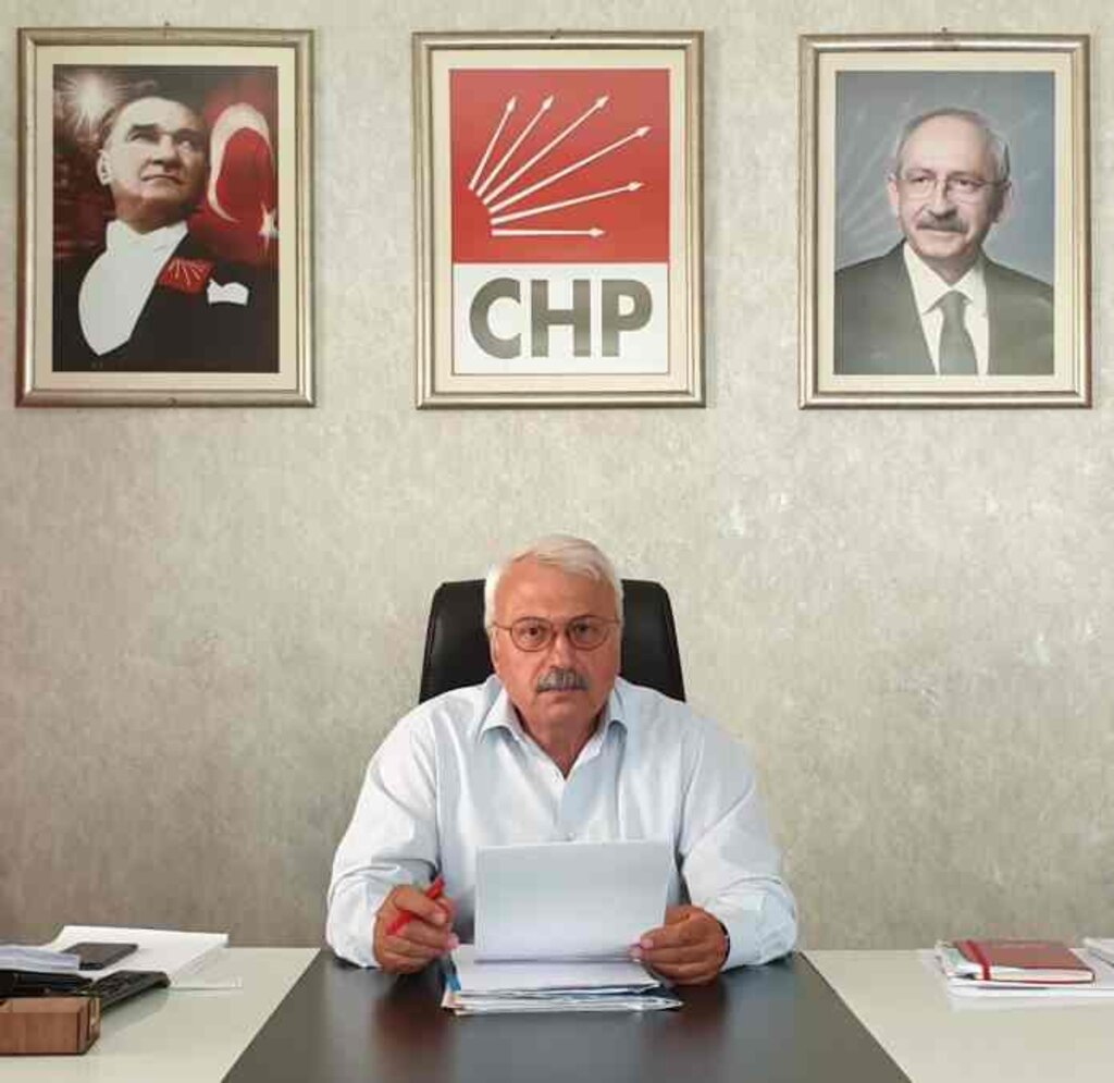Virüs AK Parti Kongrelerinde Bulaşmıyor Mu?