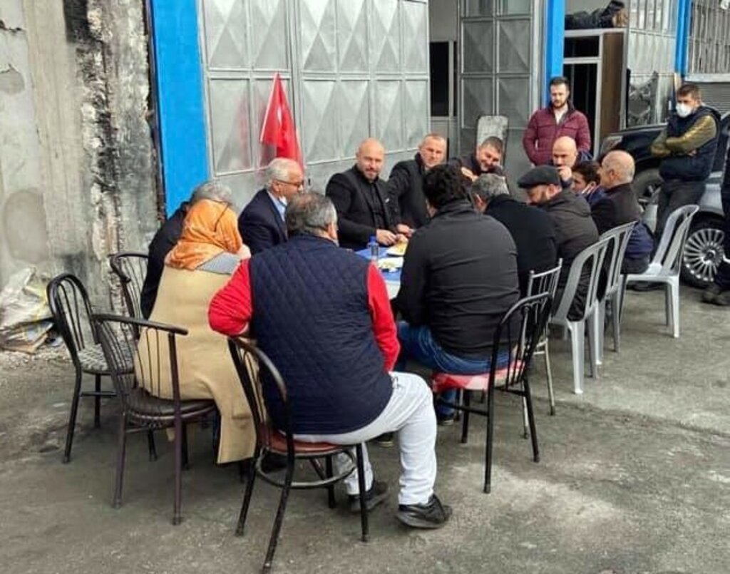 Yangın Mağduru Esnafla Buluştu