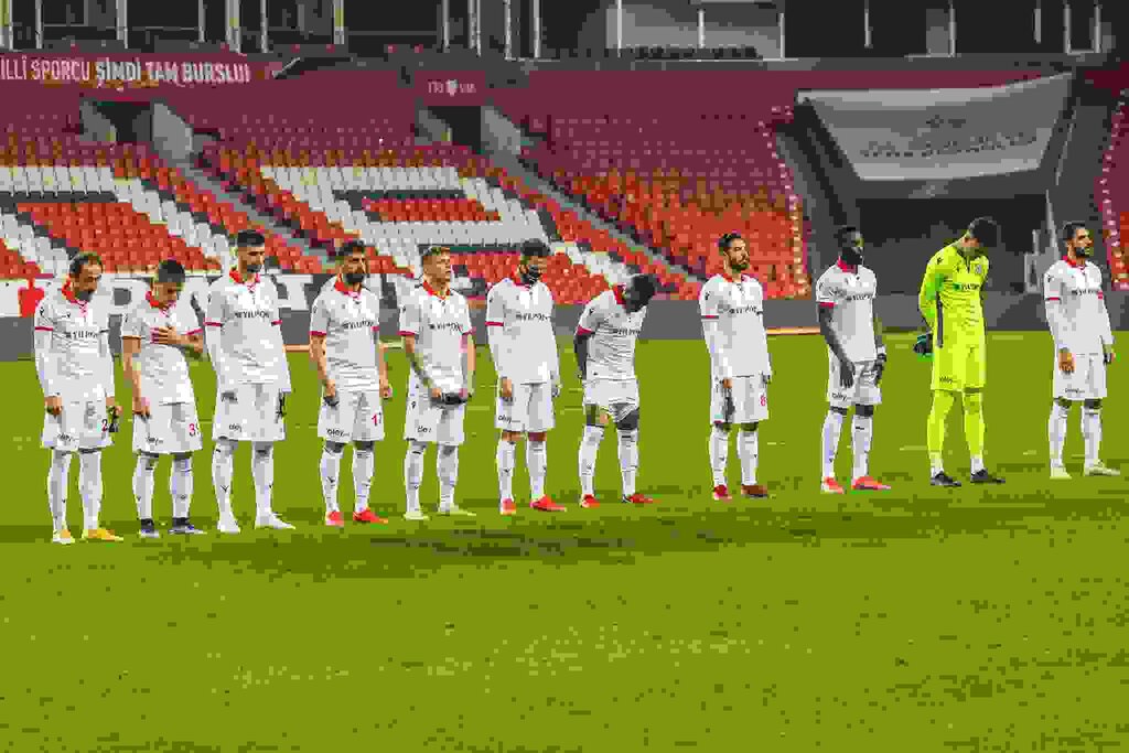 Samsunspor'da Oyuncular Formsuz