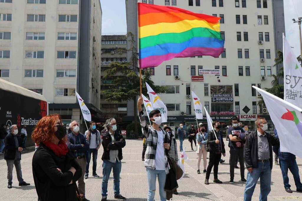 LGBTİ ve HDP'nin 1 Mayıs Kutlamasında İlginç Anlar