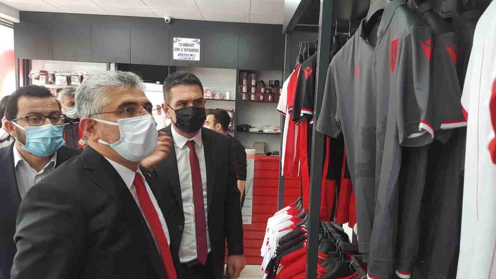 AK Parti Samsun'dan 555 Adet Samsunspor Forması