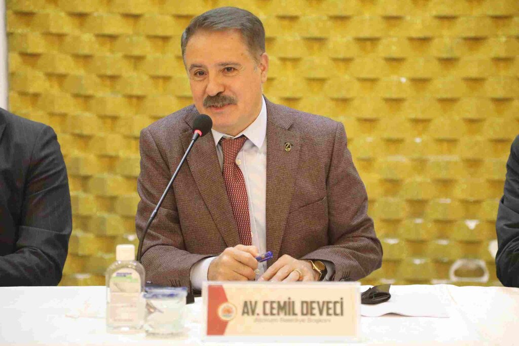 Başkan Deveci: Kimseyi Kimseye Muhtaç Etmeden Aşmaya Çalışacağız