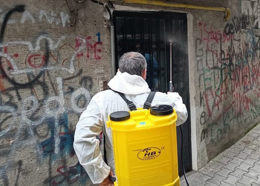 Karantinadaki Yaşam Alanlarına Ücretsiz Dezenfekte