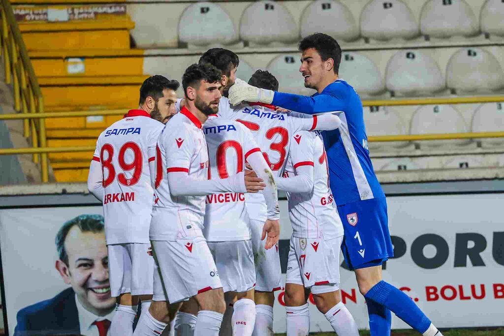 Samsunspor'da Yeniler Sahada