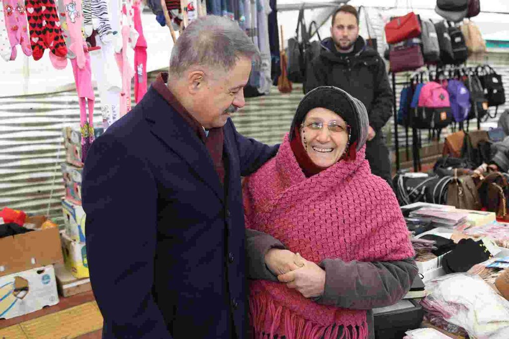 Deveci: Mutluluk Hep Sizinle Olsun