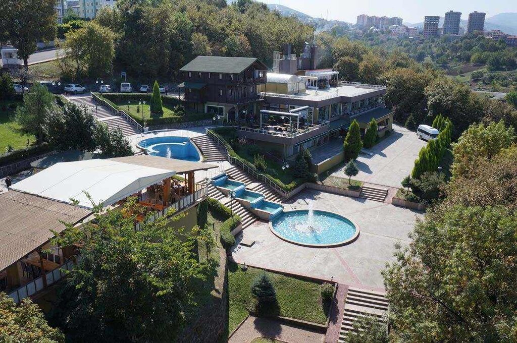 Canik Meşe Tesisleri Kiraya Çıkıyor