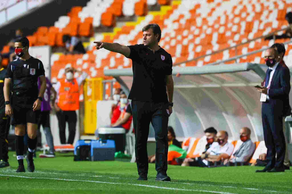 Kirlenmiş Futbol Düzeninde Temiz Kaldık