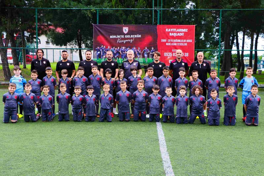 Samsunspor'da Kız Futbol Okulu Kuruldu