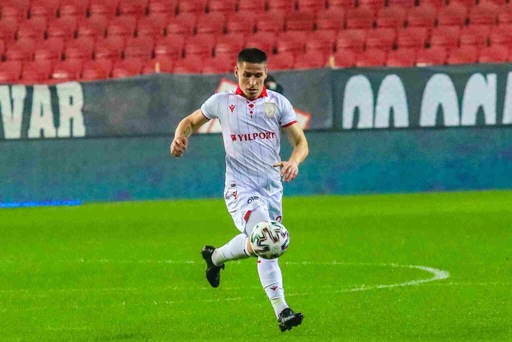 Gökhan Alsan Görüşme Odasına