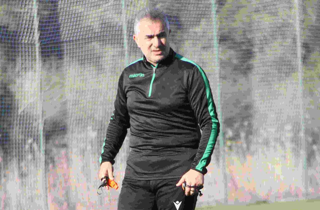 En Güçlü Aday Mehmet Altıparmak