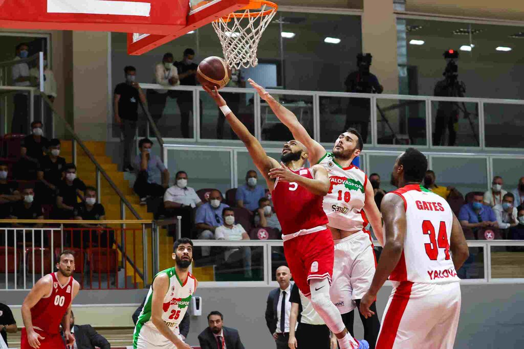 Samsun Basketbol Seride Geriye Düştü 1-2
