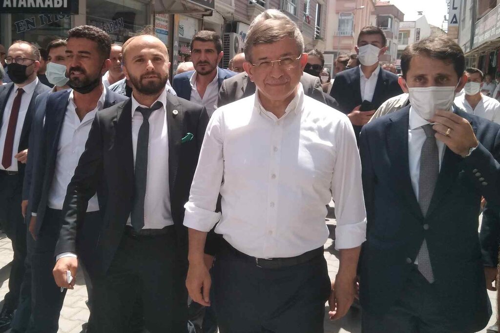 Ahmet Davutoğlu Erken Seçim Çağrısı Yaptı