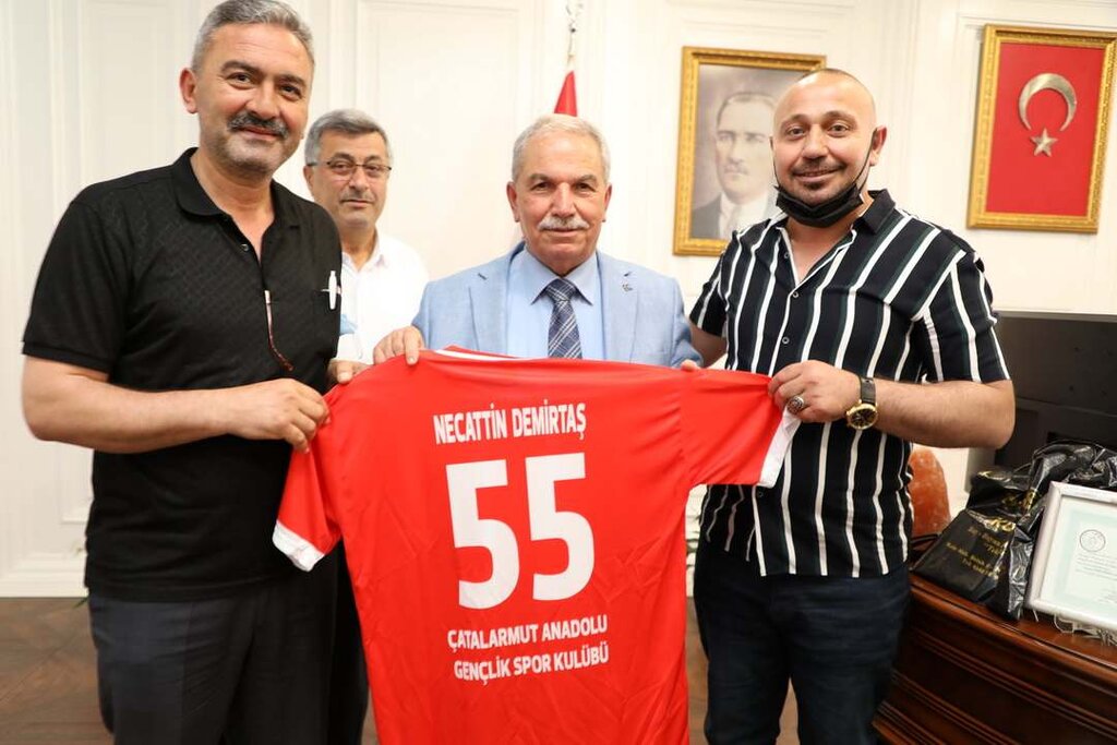 İlkadım’da Amatör Spor Kulüplerine Nakdi Destek Yardımı